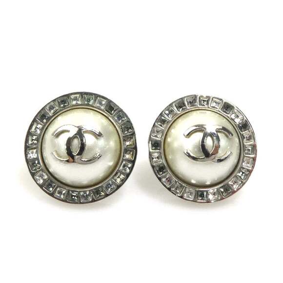 CHANEL White Pearl Logo Earrings